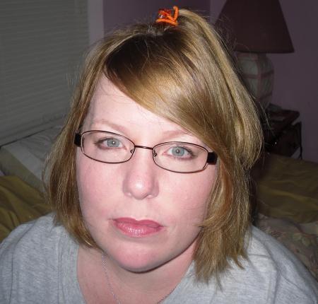 Angela Vaughn Photo 32