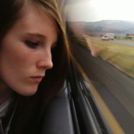 Amanda Robison Photo 23