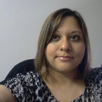 Michelle Mccullough Photo 20