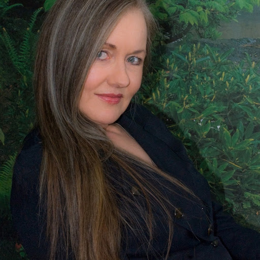 Dolores Thompson Photo 10