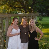 Laurie Benson Photo 23