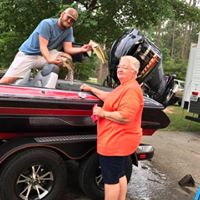 Shelley Dewitt Photo 7