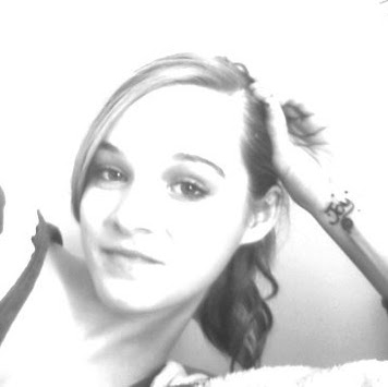 Kristen Brewer Photo 18