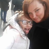 Lisa Reinhardt Photo 17