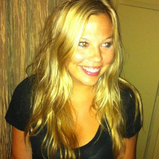 Melinda Ray Photo 15
