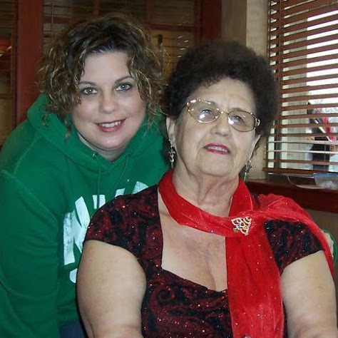 Mary Everett Photo 17