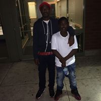 Courtney Singleton Photo 25