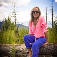 Julie Henning Photo 35