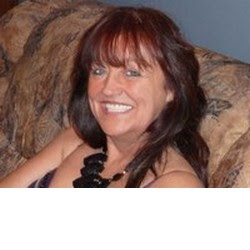 Christine Bouchard Photo 33