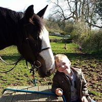 Claire Howell Photo 20