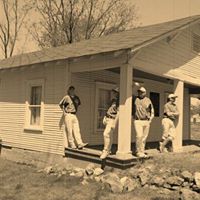 Lonnie Kelly Photo 18