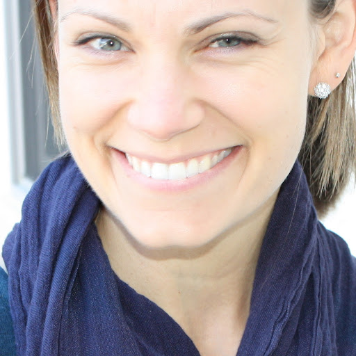 Amy Upshaw Photo 5
