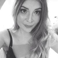 Robyn Mills Photo 23