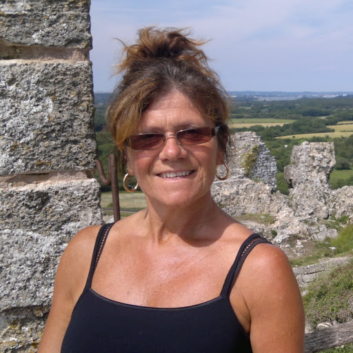 Lisa Mclean Photo 32