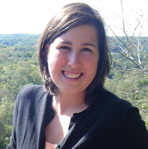 Kari Swanson Photo 33