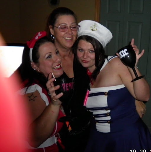Kelley Conway Photo 14