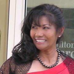 Angie Graf Photo 7