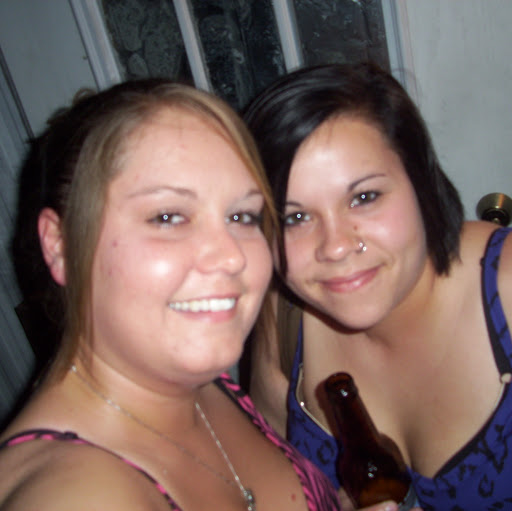 Stephanie Eaves Photo 9