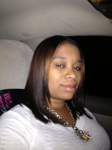 Evelyn Lucas Photo 4