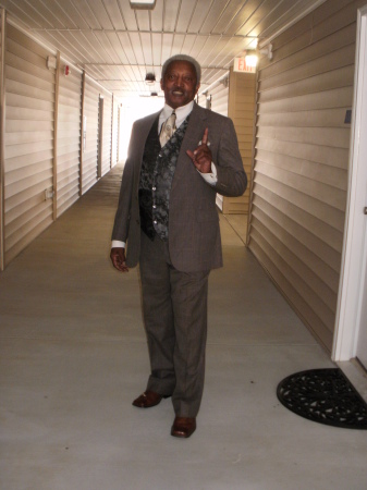 Raymond Hauser Photo 1