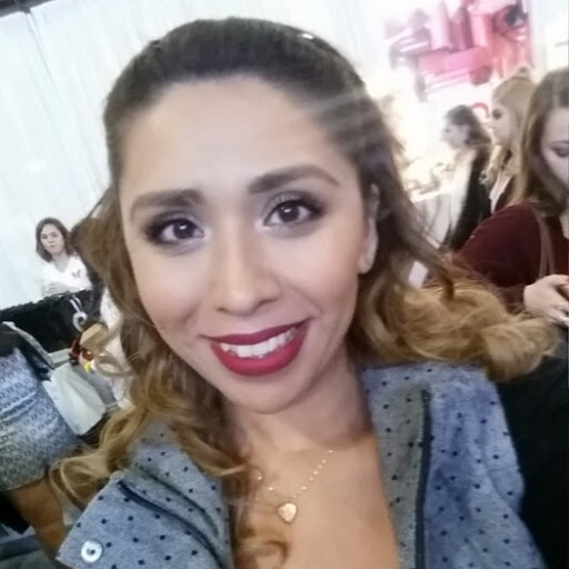 Judy Aguilar Photo 17
