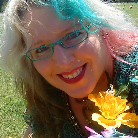 Jennifer Worrall Photo 2
