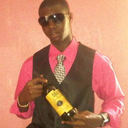 Desmond Robinson Photo 20