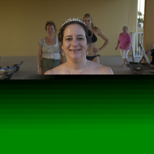 Julie Keller Photo 21