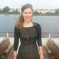 Lisa Reinhardt Photo 21