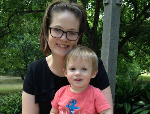 Lauren Groves Photo 19