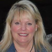 Ann Robinson Photo 31