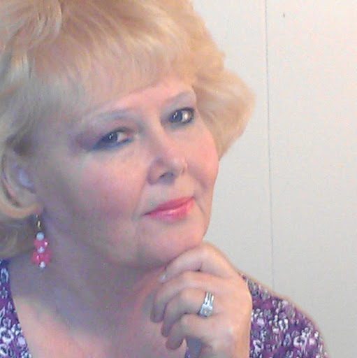 Candice Tharp Photo 6