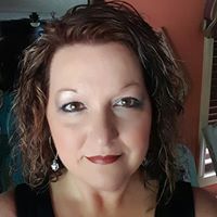 Jennifer Hiatt Photo 36