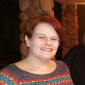 Tracy Larson Photo 25