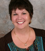 Julie Mathis Photo 1