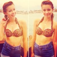 Julia Winters Photo 26