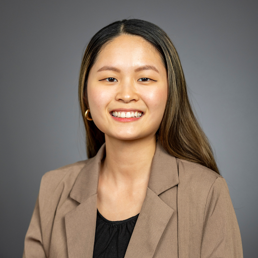 Amy Zheng Photo 40