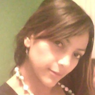 Elizabeth Hernandez Photo 39