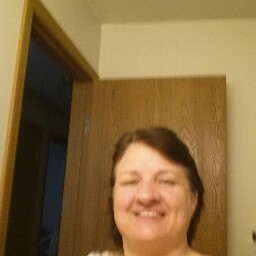 Terri Hays Photo 11