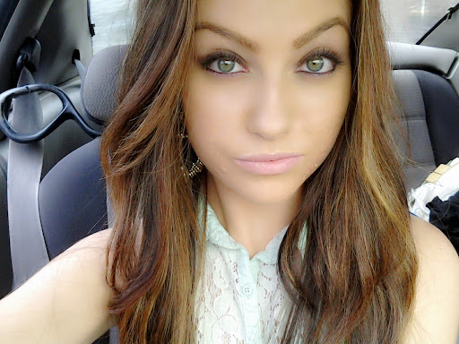 Amanda Toney Photo 12