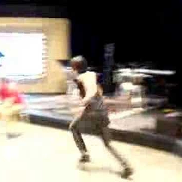 Wesley Bond Photo 18