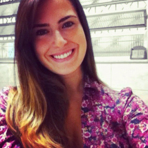 Patricia Mello Photo 35