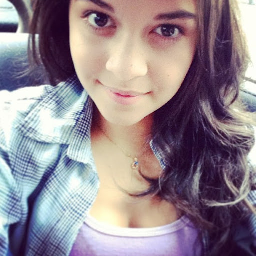 Rebecca Silva Photo 20