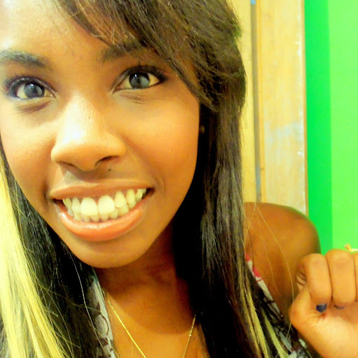 Michelle Robert Photo 36