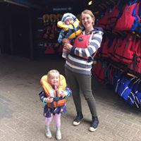 Catherine English Photo 8