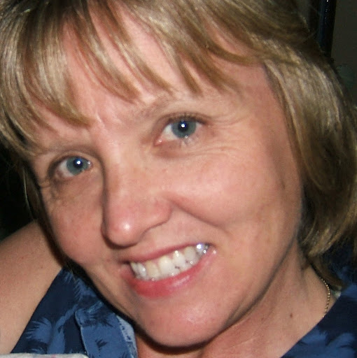 Linda Tucker Photo 8