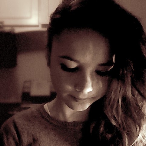 Megan Bailey Photo 16
