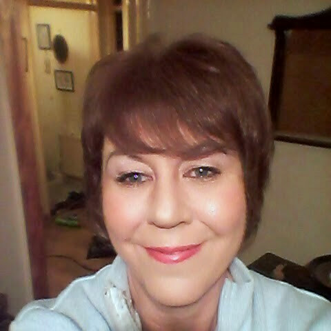 Elaine Dillon Photo 23