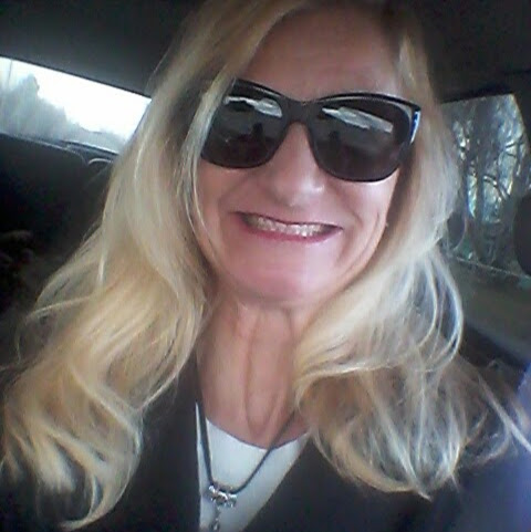 Catherine Phillips Photo 27