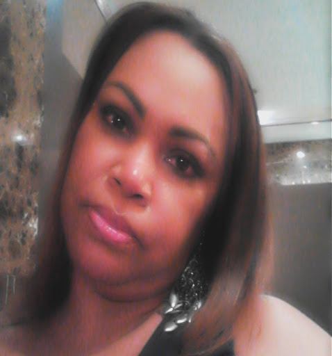 Ada Hernandez Photo 16